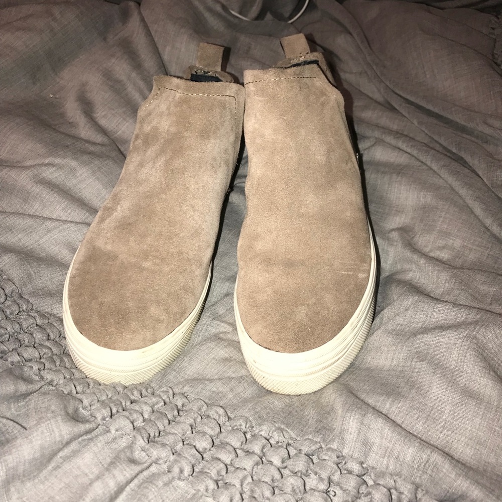 Suede slip one